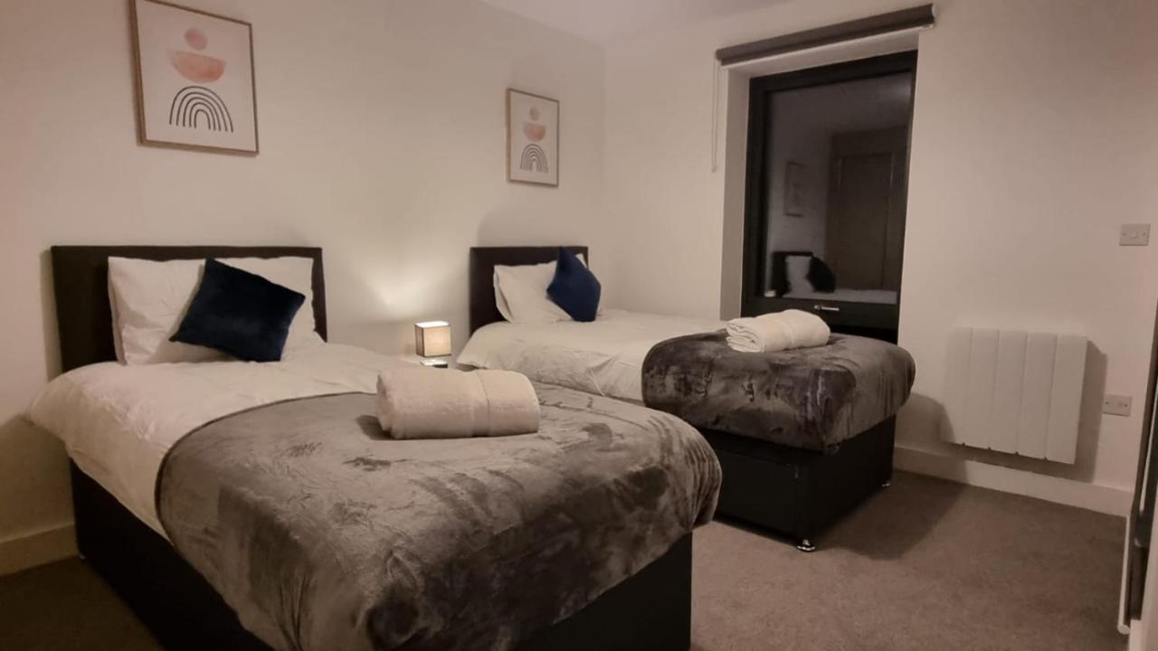 Spacious Balcony View Apt Near Nec Bhx Free Parking Sleeps 4 Хокли Хийт Екстериор снимка