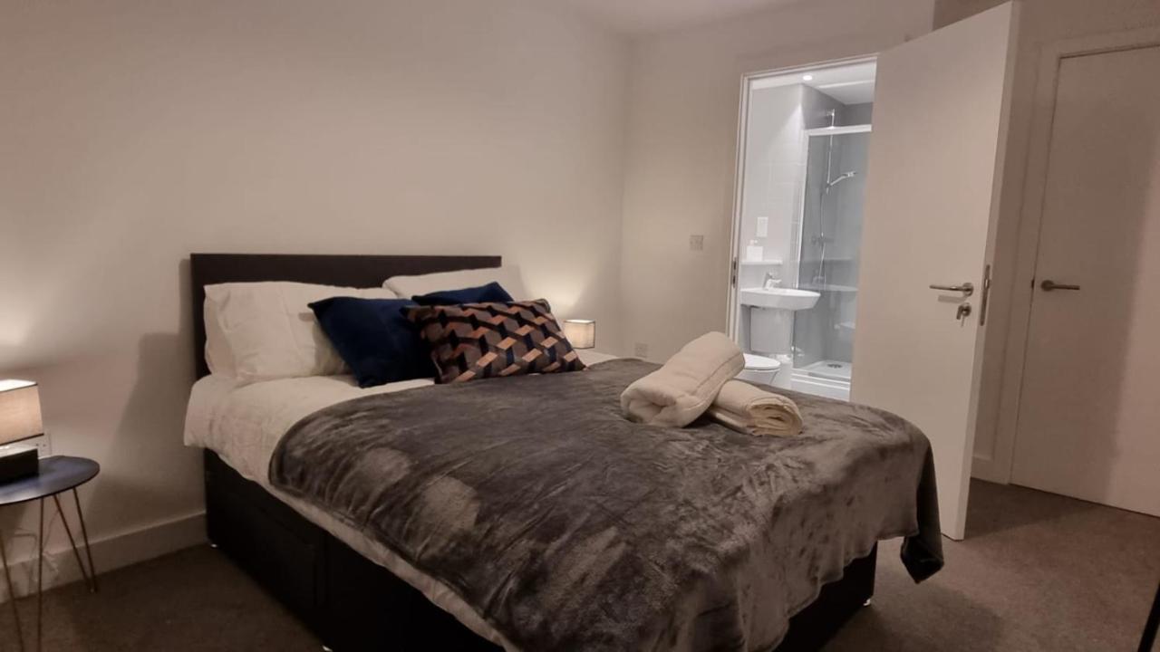 Spacious Balcony View Apt Near Nec Bhx Free Parking Sleeps 4 Хокли Хийт Екстериор снимка